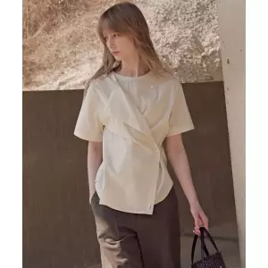 OSTKA 언발란스 라운드 랩 셔츠 크림 5010455091